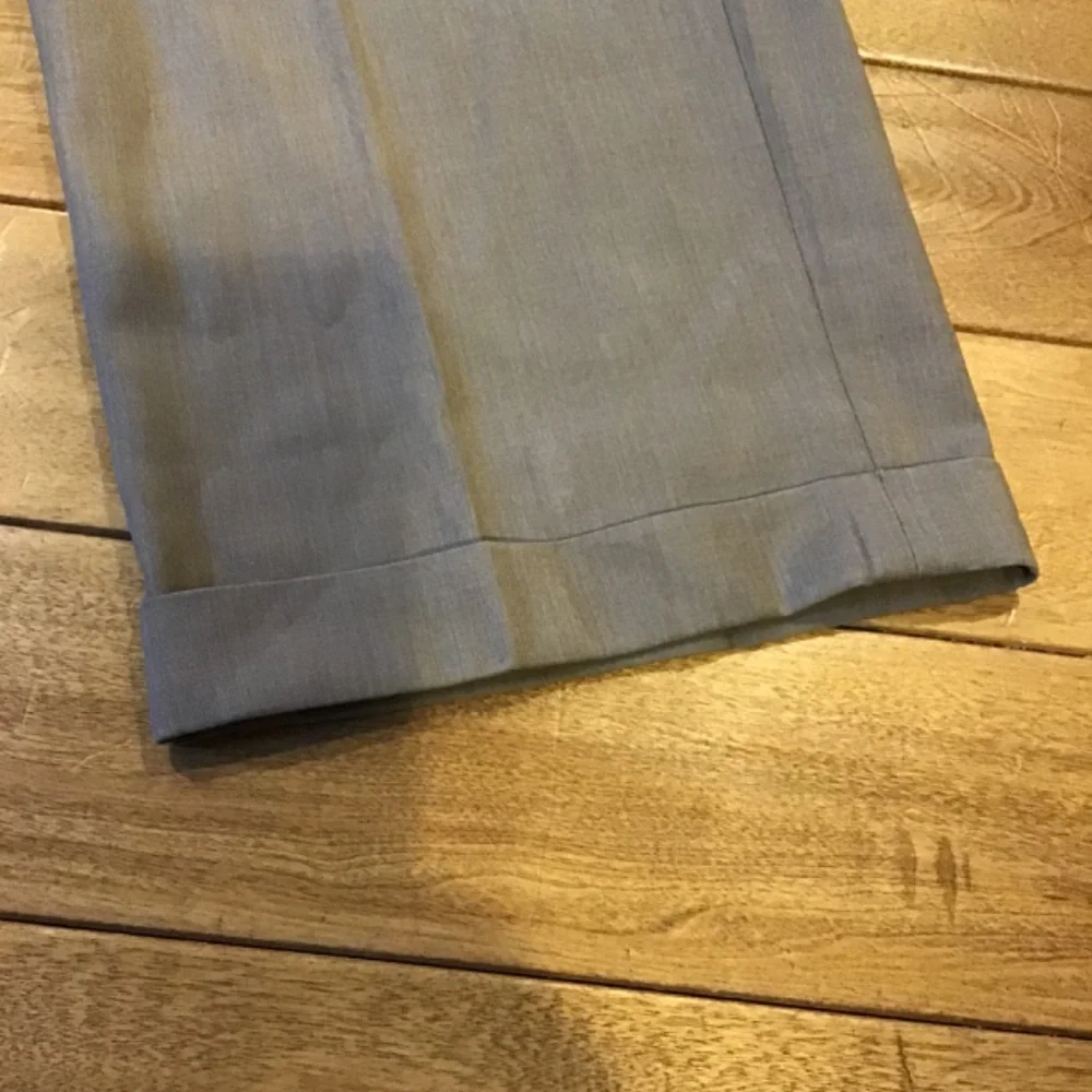 Men’s Loose Pleated Pants | 30X30 - Picture 4 of 7